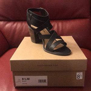 NIB - Lucky Brand Kailasa Sandals